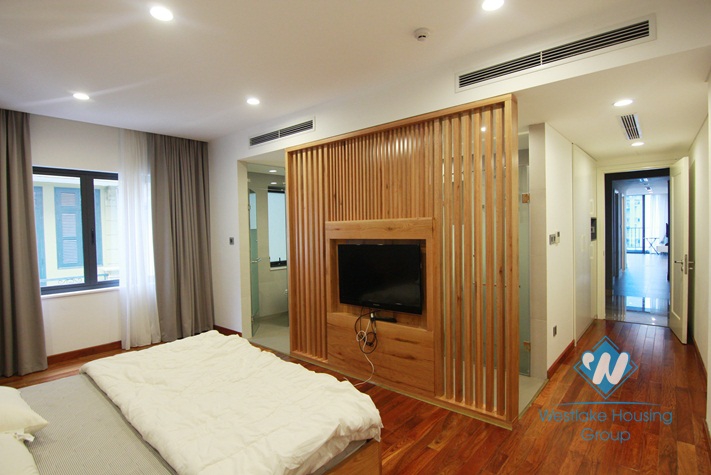Lakeview two bedrooms apartment for rent in Tay Ho, Hanoi